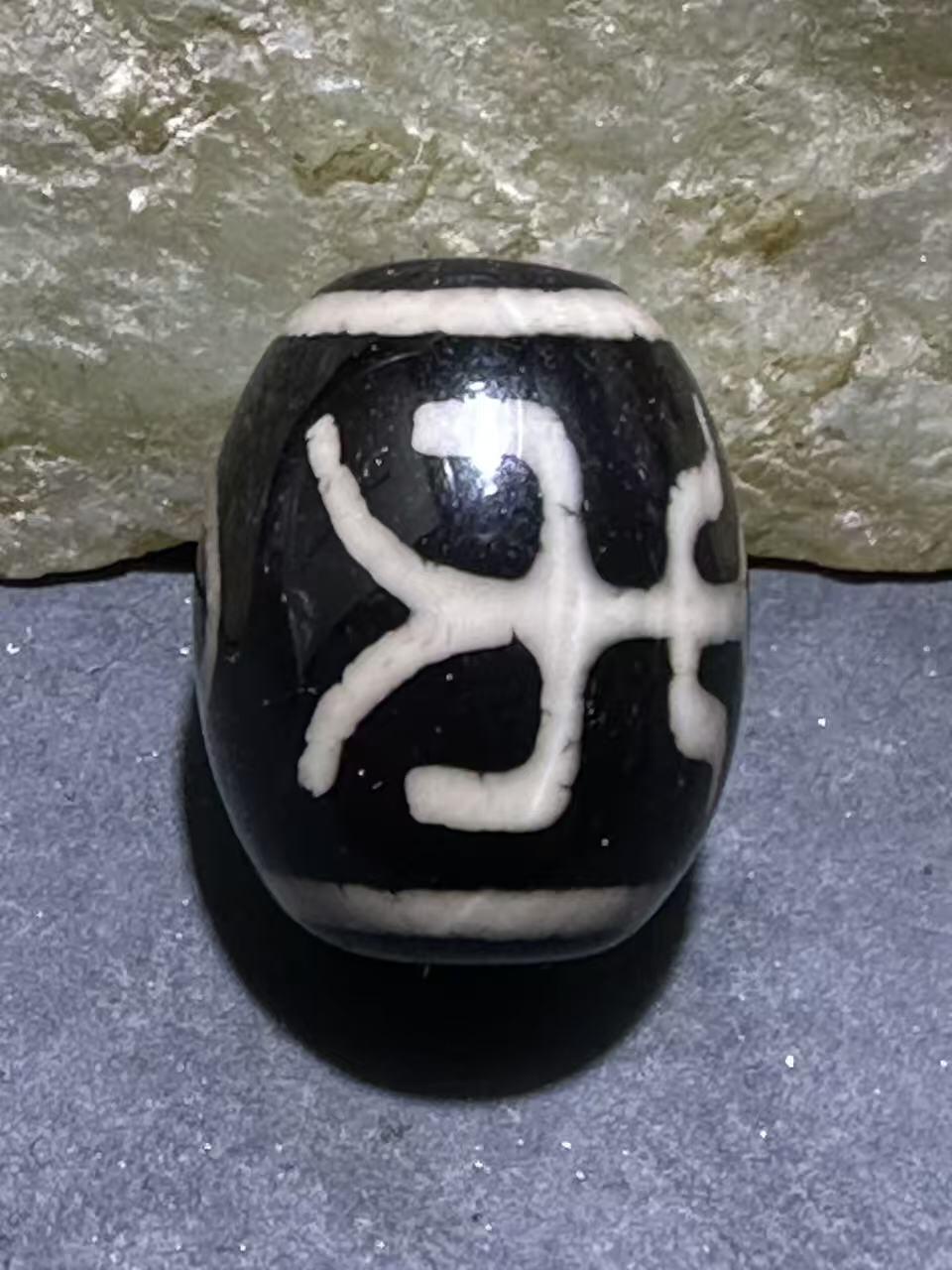 仅此一颗，精品藏传贵人玛瑙天珠一颗