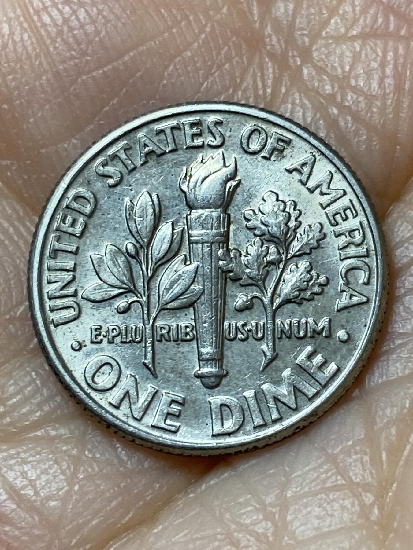 2025年第一百二十七场(总第一百五十三场）外国好品章牌、散币(免佣金) 美国🇺🇸1988年1角(罗斯福1角第二版，D标丹佛造)