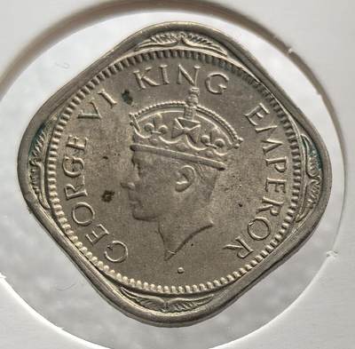 外国优质老铜币银币，周六九点倒数截拍，满百包邮，可寄存半年，喜欢朋友微信扫描二维码可直接参拍 - 好品英属印度1946年1/2安娜