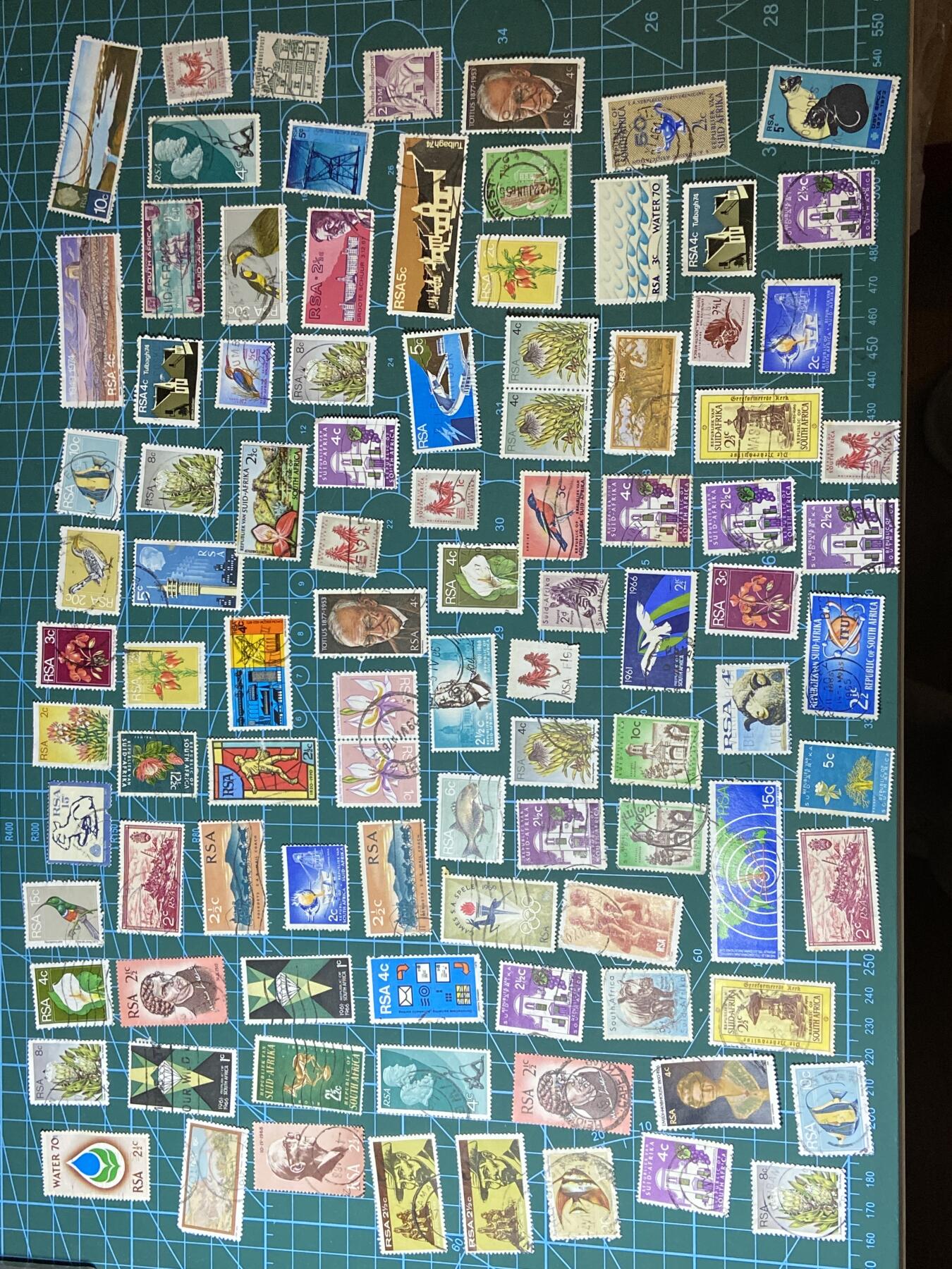 2025年第一百二十八场(总第一百五十四场）外国好品散币、邮币封和邮票场(免佣金) 邮票97枚