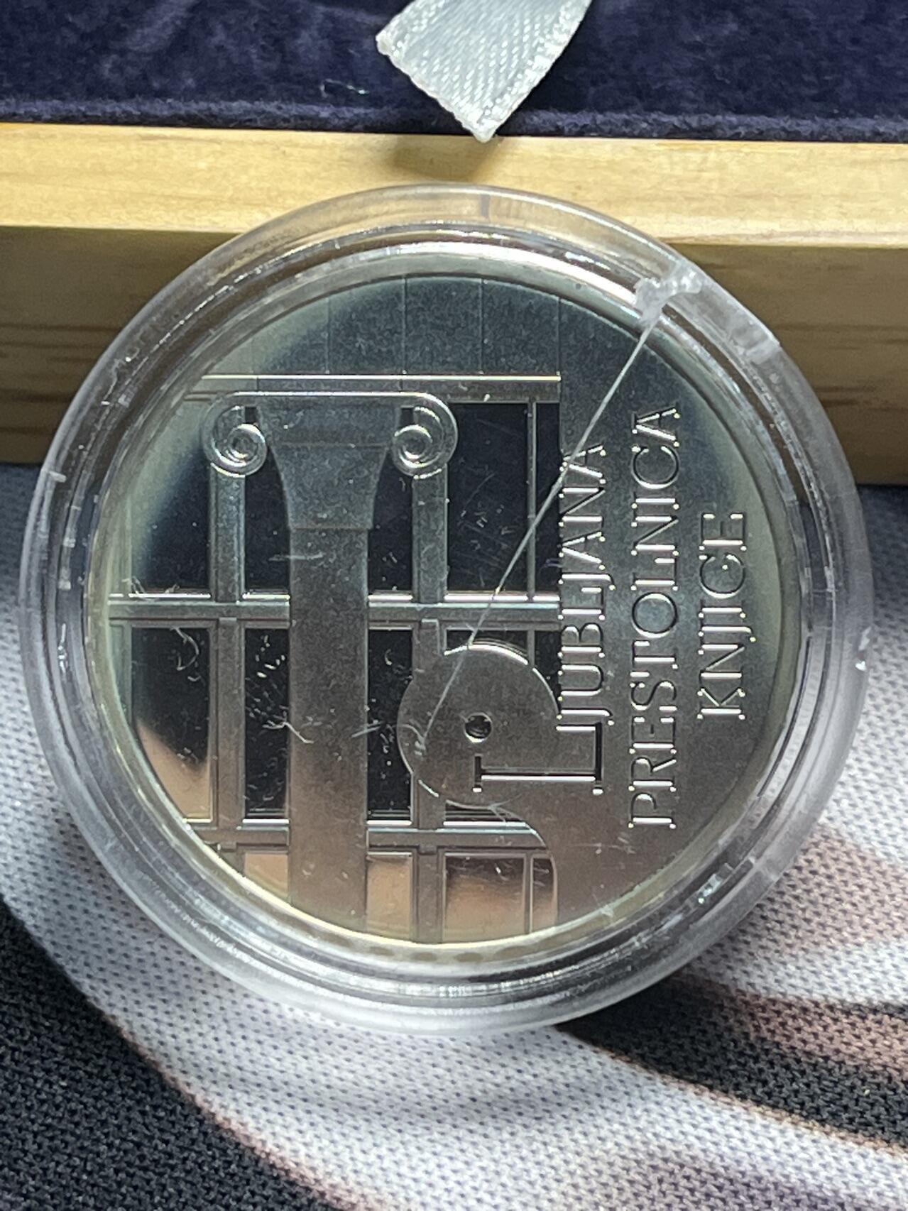 ❤️【币观天下】❤️ 第330期钱币拍卖- 2025.11.14周五晚上6点半场-长期征集拍品 斯洛文尼亚2010年世界文化遗产莱巴赫30欧元精制纪念银币