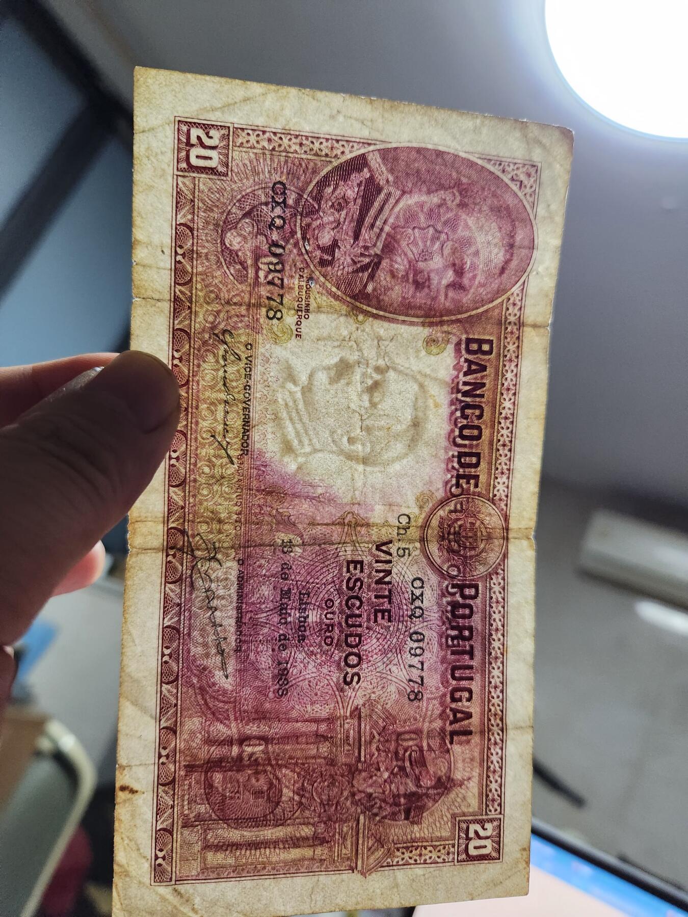 11月14号晚上8点 外国纸币自动截拍第56场 葡萄牙1938年20美品原票