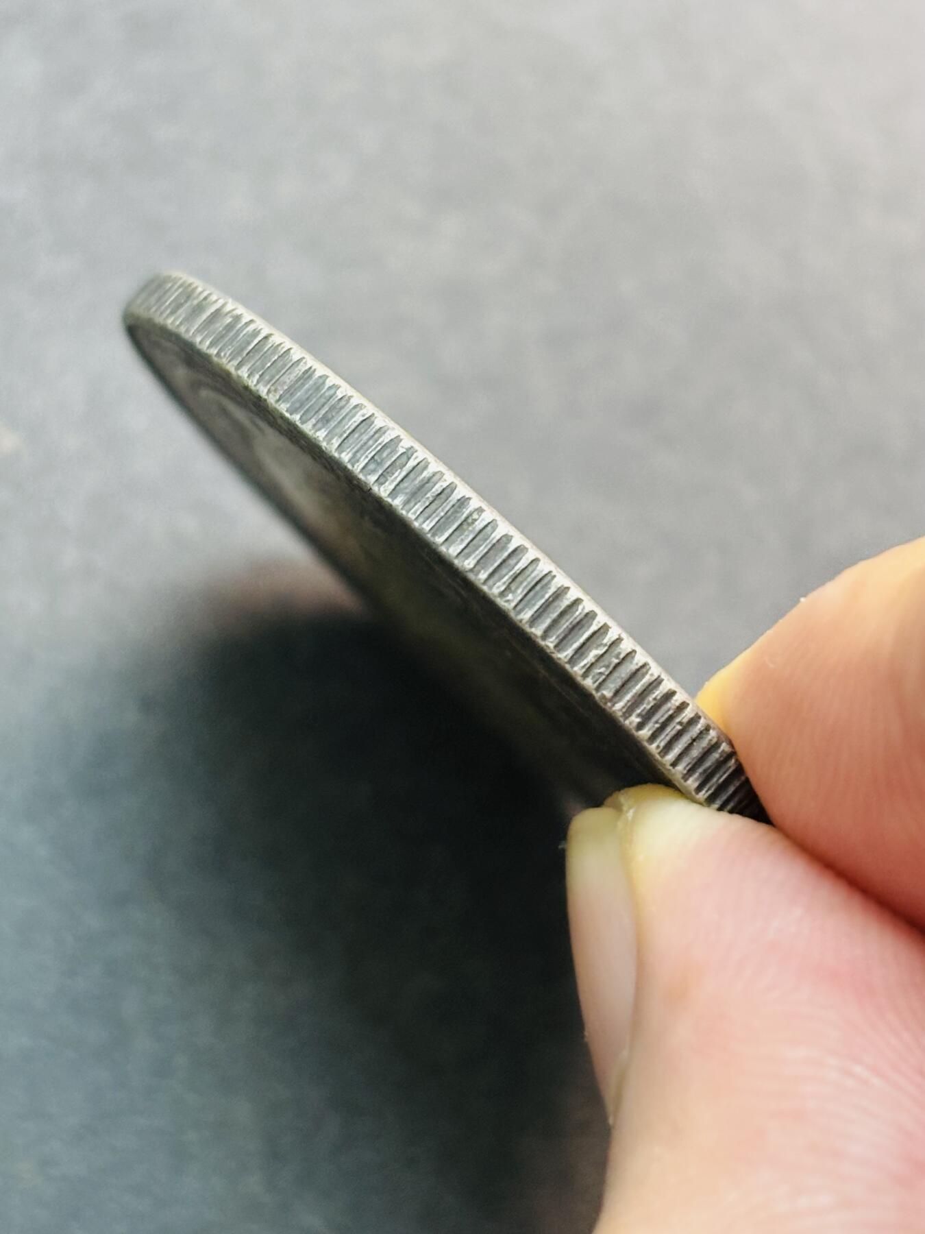 文馨钱币收藏第 281 场，【 长期接收代拍品】银元，银币，套币，纸币专场（本场截拍后休息三天，19 号发货） 极美品 1901 年站洋一元银元，包浆均匀完美带点黄油，三包包真包老包到代