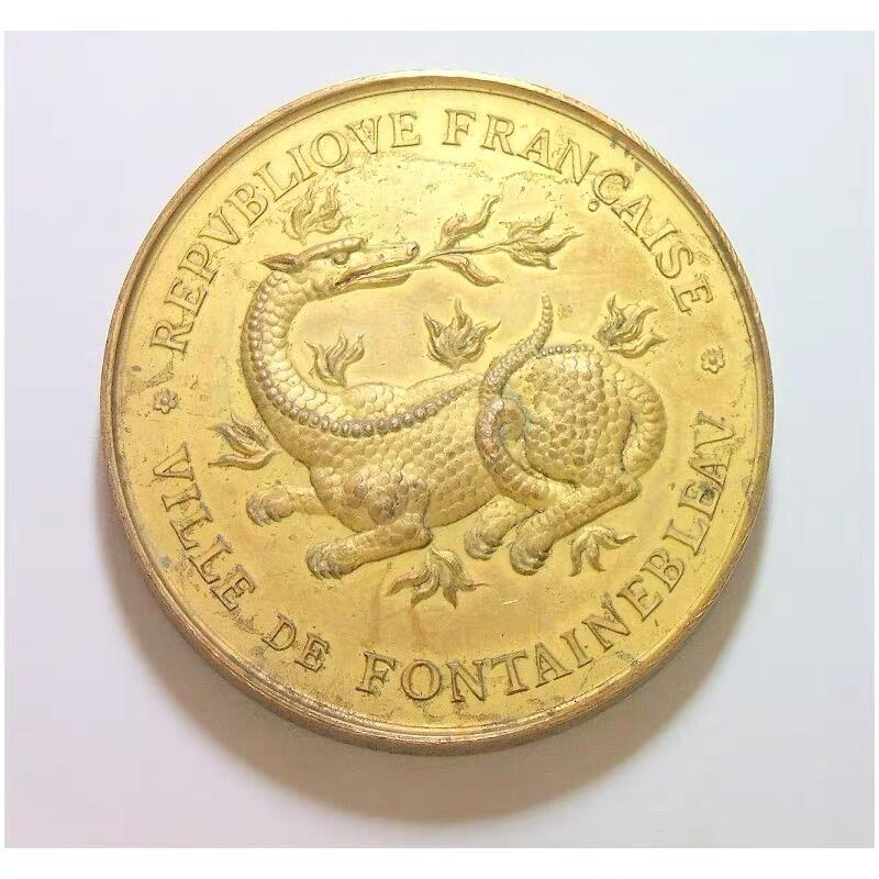法国1900年前后 欧洲喷火龙+女神高浮雕精制大镀金章 50MM厚5MM