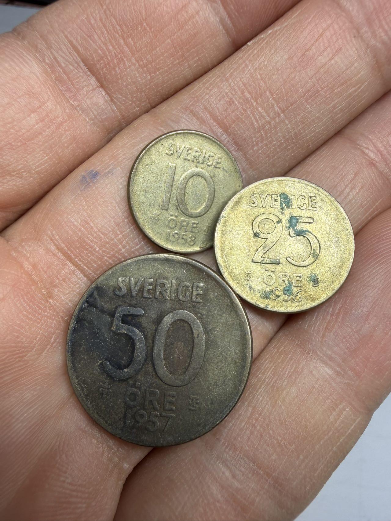 2025年集古藏今外币拍卖第十期-第5场—（总第285拍），可以寄存60天，满160元包邮。 瑞典50年代10、25、50欧尔银币三枚