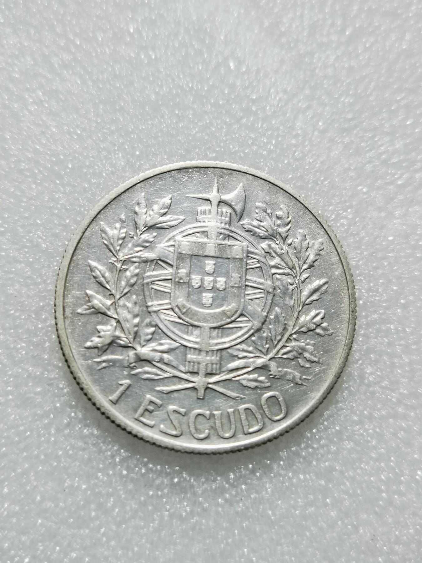 天下钱庄专场欢迎参拍 葡萄牙1910年共和国诞生火炬女神1埃斯库多纪念银币 