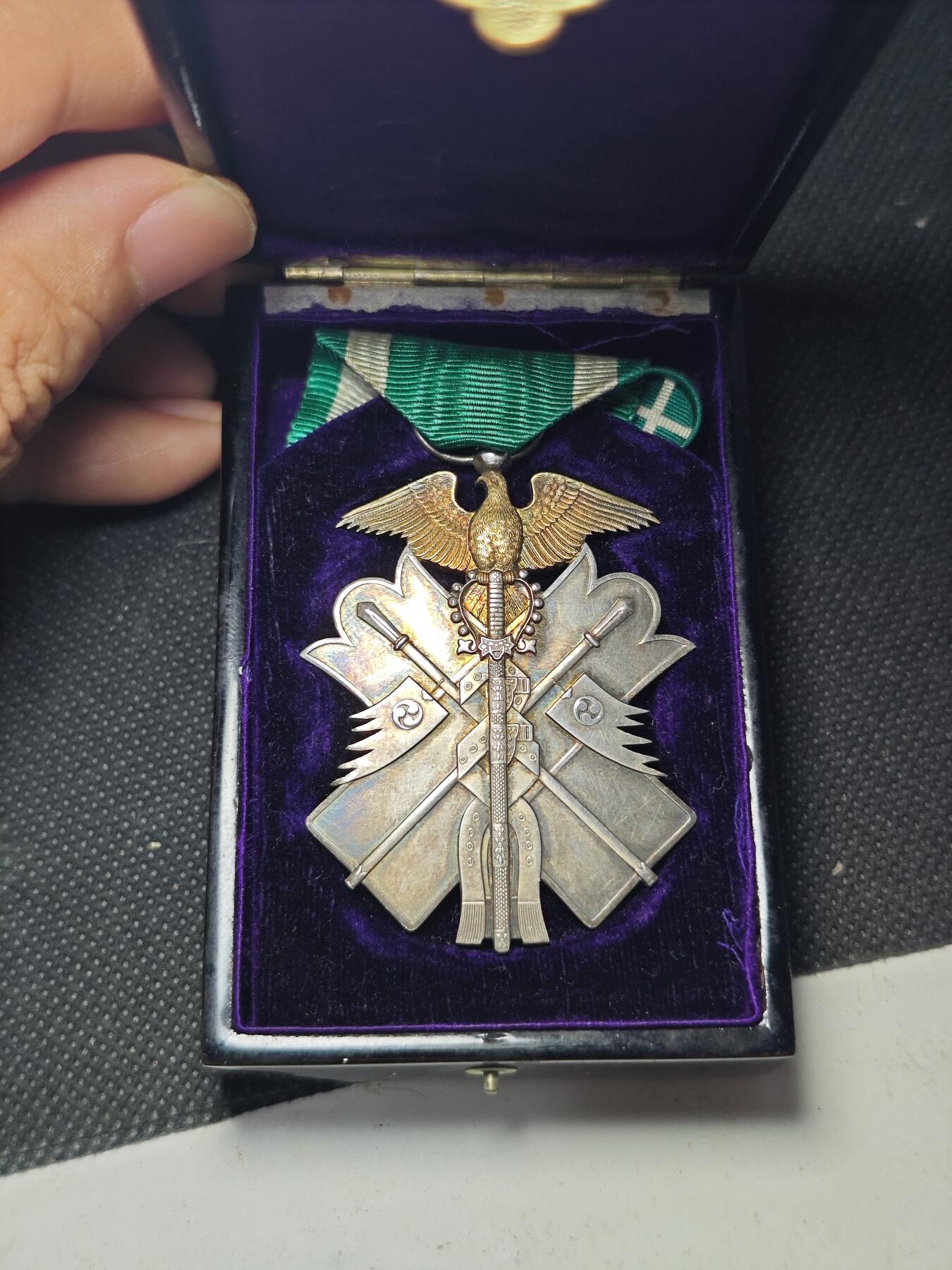 金鵄勋章七鸟从军