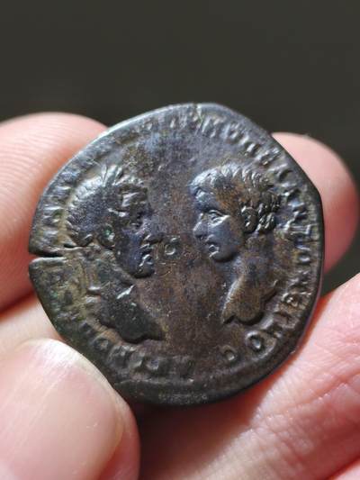 星盘世界钱币十一月二十二日古典币精品专场 - "稀少 古罗马帝国 马克里努斯和迪亚杜门尼安 5阿萨瑞亚铜币  公元217-218年打制，正面为马克里努斯和迪亚杜门尼安相对侧像，铭文为“AV K OΠΠEΛ CEVH MAKΡINOC K M OΠΠEΛ ANTΩNEINOC”， 背面为提喀女神手持权杖和丰饶角