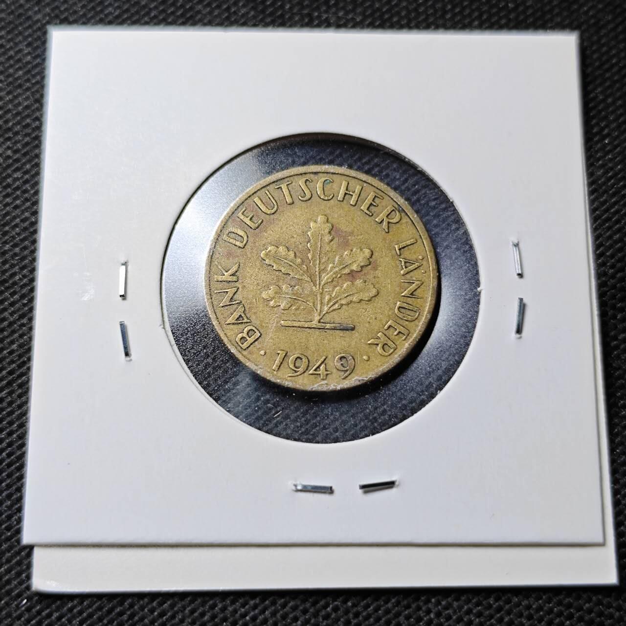 KK钱币收藏小铺  第368场  2月预留时间 周末发货  1949东德10芬尼 银行版