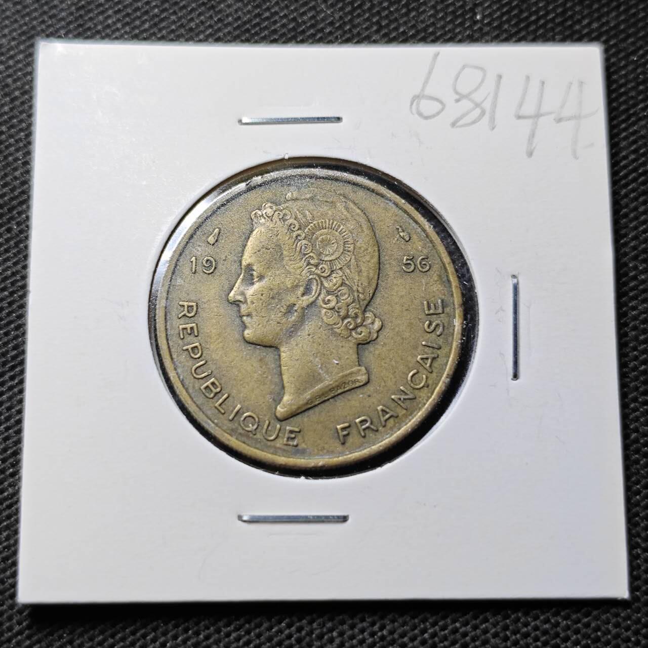 KK钱币收藏小铺  第368场  2月预留时间 周末发货  1956西非25法郎