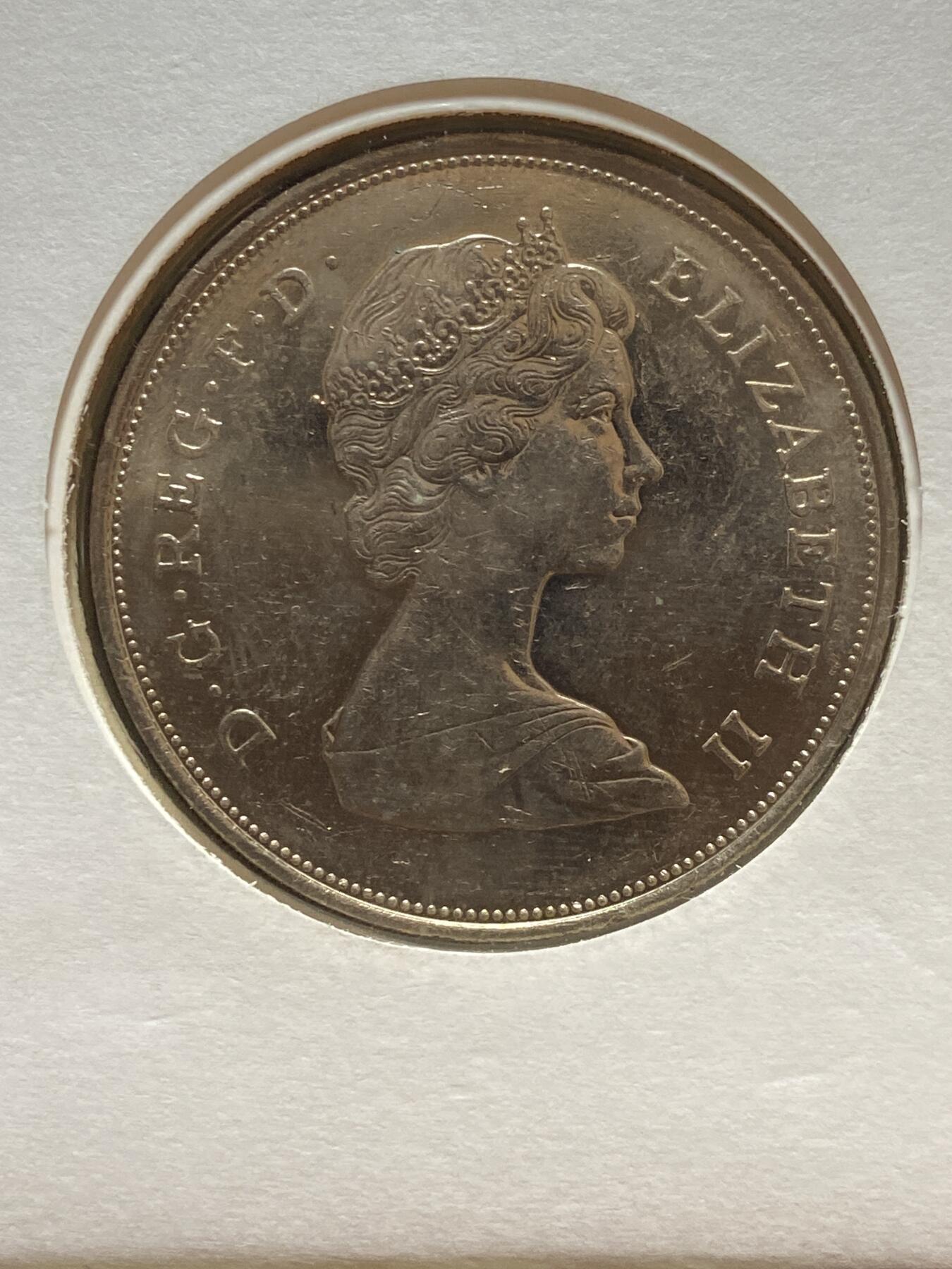 2025年第一百二十八场(总第一百五十四场）外国好品散币、邮币封和邮票场(免佣金) 大型邮币封–英国🇬🇧1980年25便士纪念币(2001年伊丽莎白二世女王母亲101岁寿辰纪念封)