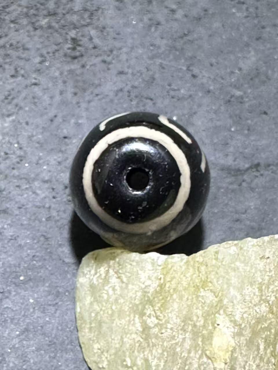 仅此一颗，精品藏传贵人玛瑙天珠一颗