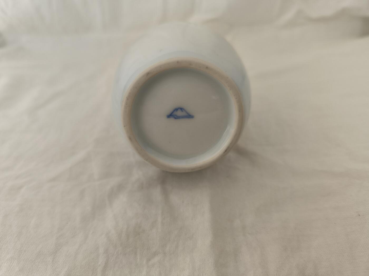 海外回流精品拍卖11.16 日本回流深川小花瓶一只