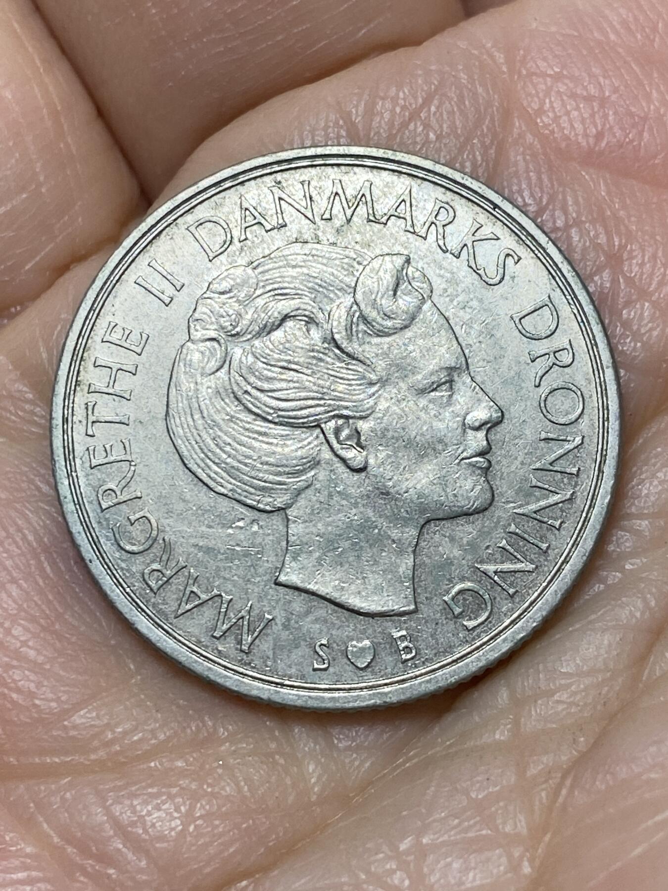 2025年第一百二十八场(总第一百五十四场）外国好品散币、邮币封和邮票场(免佣金) 丹麦🇩🇰1974年1克朗(玛格丽特二世第一版，S;B版)