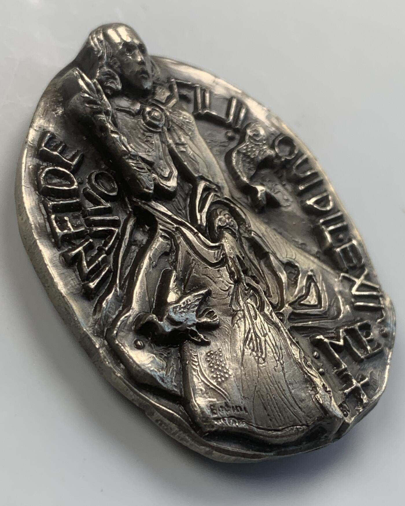 掌中浮雕-藏着的欧洲第041场 1968年梵蒂冈保罗六世增加联合国教士银章 ，约 36 X 45mm，47.22g