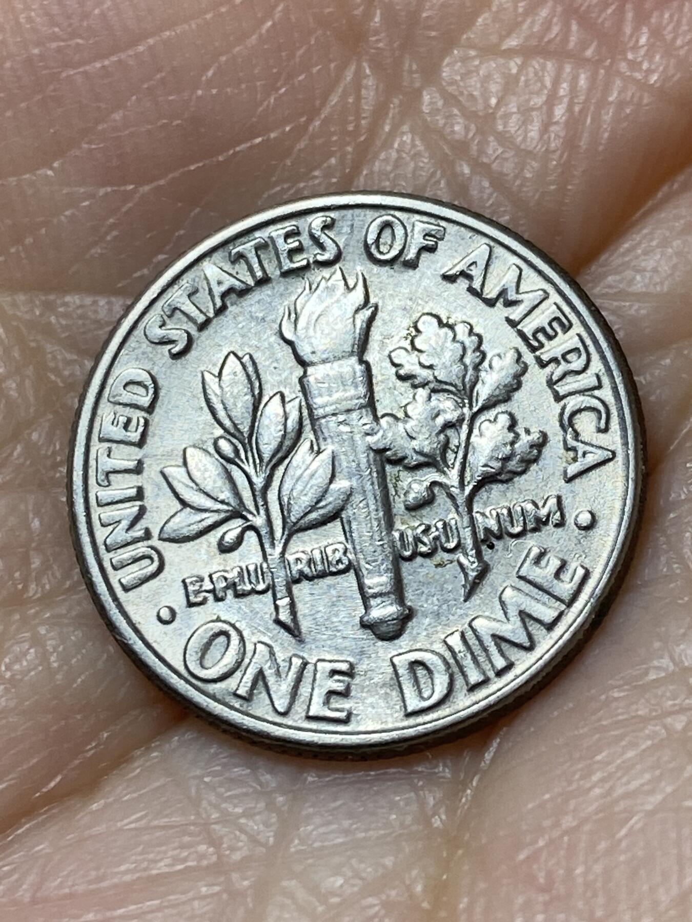 2025年第一百二十七场(总第一百五十三场）外国好品章牌、散币(免佣金) 美国🇺🇸1982年1角(罗斯福1角第二版，D标丹佛造)