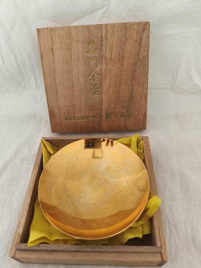 海外回流精品拍卖11.16 - 原盒全新码名门金盅一只