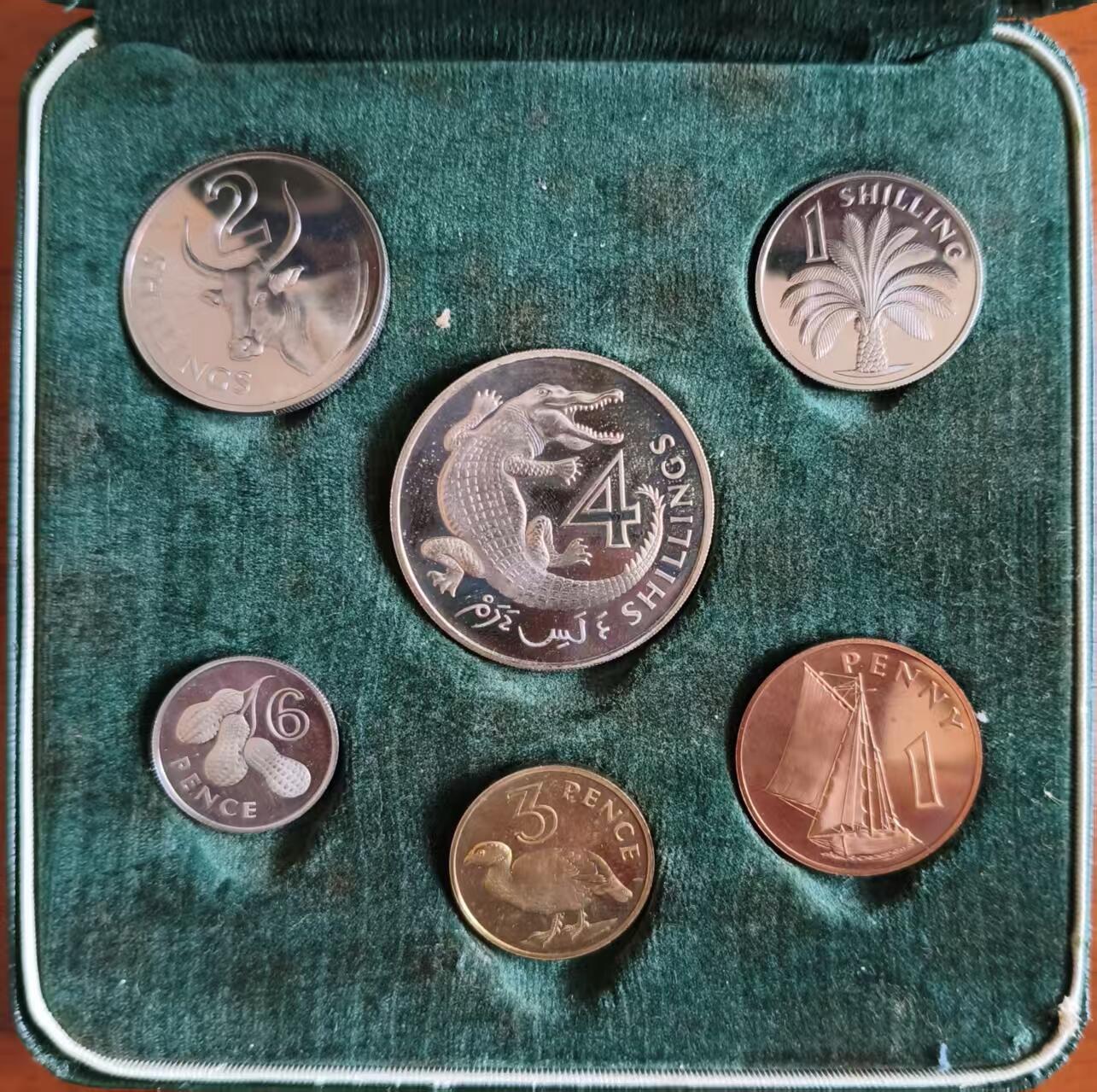 ❤️【币观天下】❤️ 第330期钱币拍卖- 2025.11.14周五晚上6点半场-长期征集拍品 冈比亚1966年精制套币 英国皇家铸币厂品质保证 特色动植物