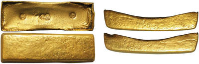 北京阿城哥拍卖2025年秋季拍卖会 - 清 “玉”“玉”“元记”葫芦形戳记十两金铤，367.7克，金锭呈长条型，两端微翘，铸纹呈波浪纹状，色泽纯正，保存状态极佳，多用于国家储备用金，为珍贵的历史货币GBCA MS62评级编号：1610073722描述：曾泽禄先生曾在《清代输出的金锭》一文提到 1752年荷属东印度公司一船沉海近年被发掘，从中发现一些清代10两金锭，“这些清代输出的金锭，呈长方舟形左右戳印'玉'及'宝'字，中间阳文呈葫芦形