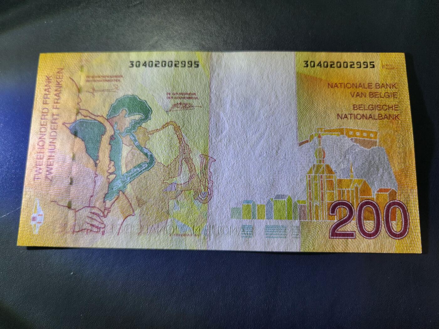 11月12号晚上8点 外国纸币自动截拍第55场 比利时200极美品