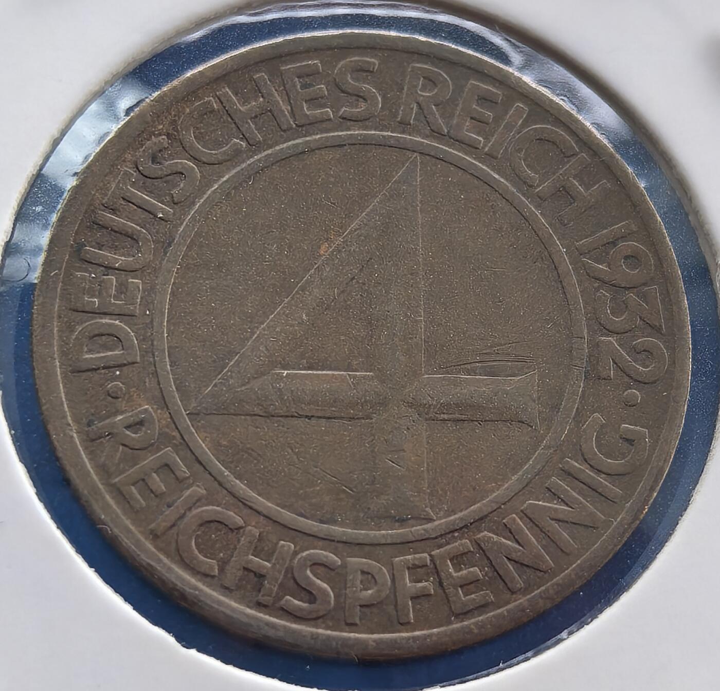 外国优质老铜币银币，周六九点倒数截拍，满百包邮，可寄存半年，喜欢朋友微信扫描二维码可直接参拍 德国1932年4芬尼A版