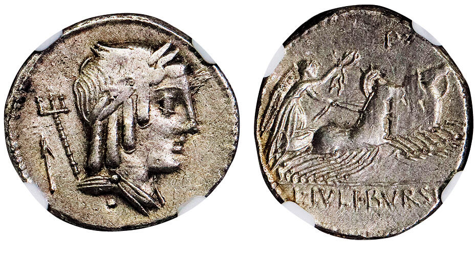 北京阿城哥拍卖2025年秋季拍卖会 公元前85年罗马共和国迪纳里银币一枚（铸币官L.尤利乌斯.布尔西奥，正面为融合神祇像背四马战车）NGC XF评级编号：6766343-038