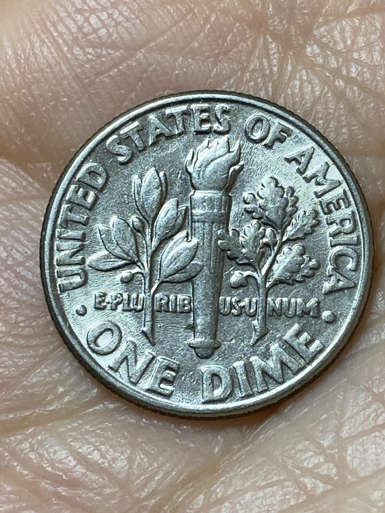 2025年第一百二十七场(总第一百五十三场）外国好品章牌、散币(免佣金) 美国🇺🇸1988年1角(罗斯福1角第二版，D标丹佛造)