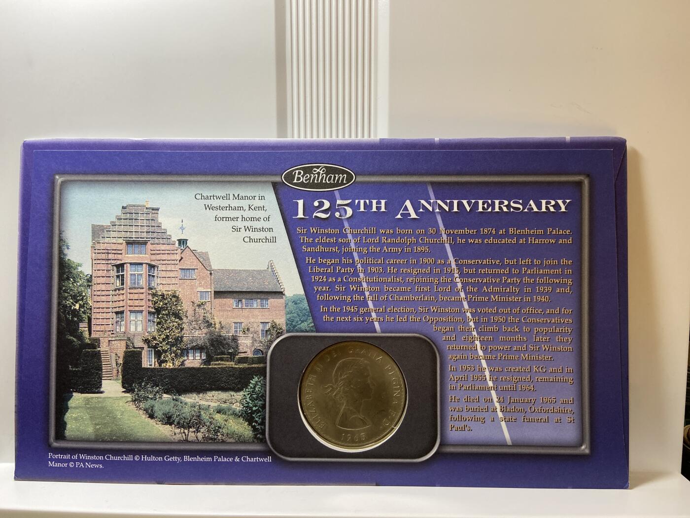2025年第一百二十八场(总第一百五十四场）外国好品散币、邮币封和邮票场(免佣金) 大型邮币封–英国🇬🇧1965年25便士纪念币(1999年温斯顿·丘吉尔诞辰125重周年纪念封)