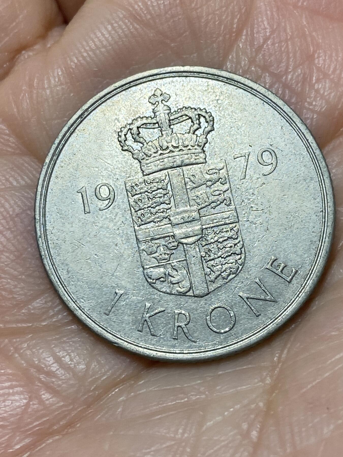 2025年第一百二十八场(总第一百五十四场）外国好品散币、邮币封和邮票场(免佣金) 丹麦🇩🇰1979年1克朗(玛格丽特二世第二版，B; B版)