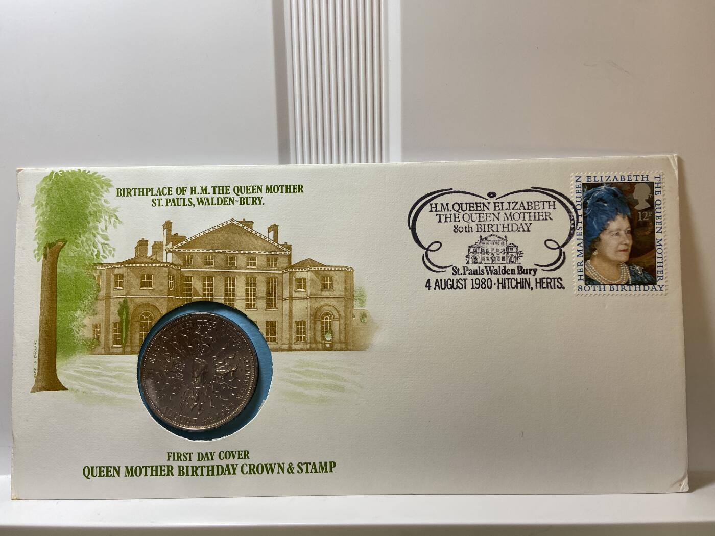 2025年第一百二十八场(总第一百五十四场）外国好品散币、邮币封和邮票场(免佣金) 邮币封–英国🇬🇧1980年25便士纪念币(伊丽莎白二世女王母亲80岁寿辰纪念封)