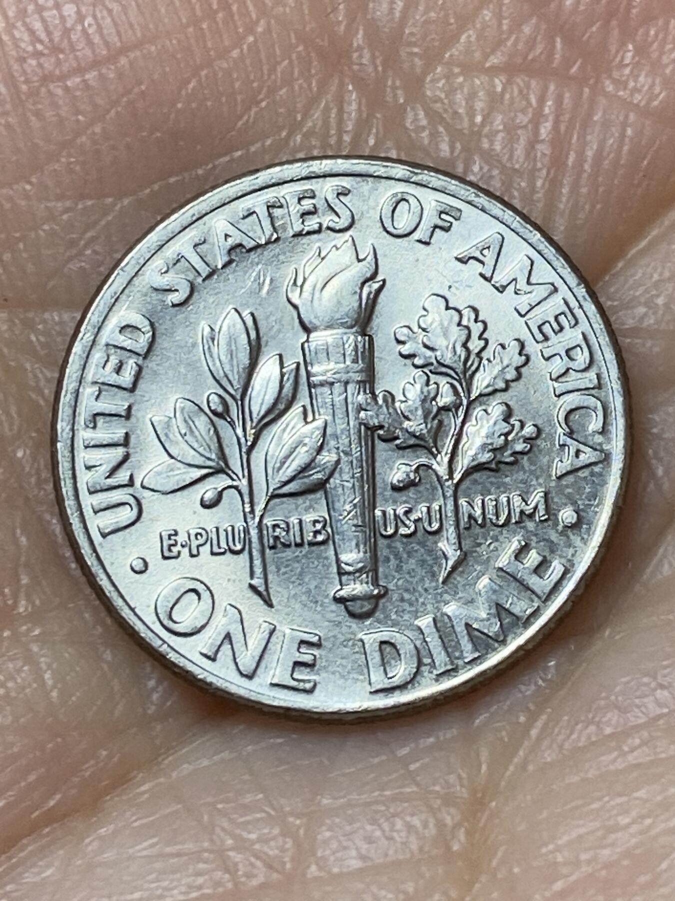 2025年第一百二十七场(总第一百五十三场）外国好品章牌、散币(免佣金) 美国🇺🇸2001年1角(罗斯福1角第二版，P标费城造)