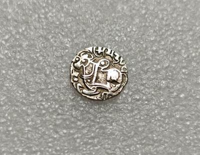 瓶子🏺第216期拍卖会 -  公元750-900年沙希王朝牛瘤骑士打制银币