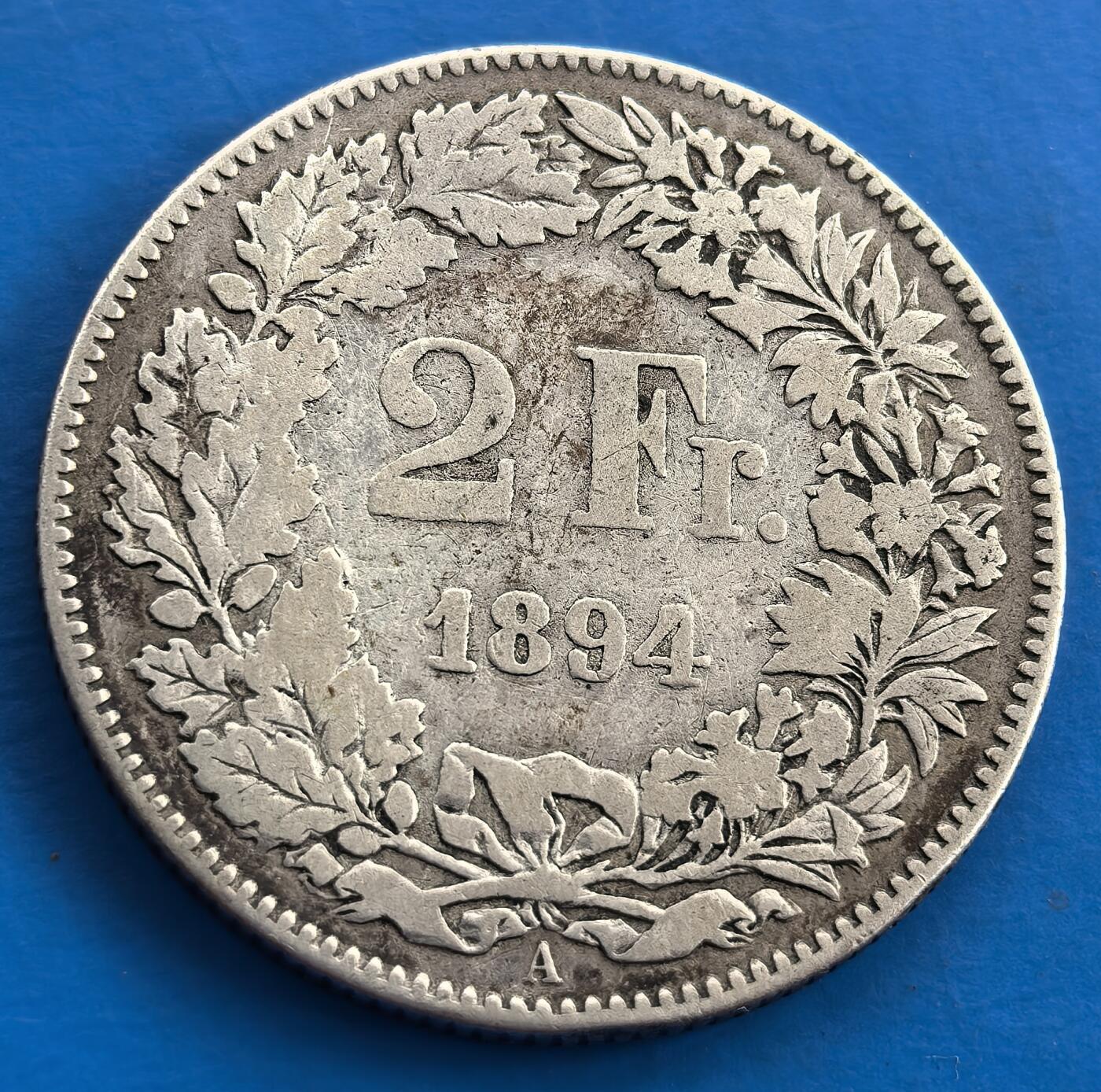 外国优质老铜币银币，周六九点倒数截拍，满百包邮，可寄存半年，喜欢朋友微信扫描二维码可直接参拍 少见早期瑞士1894年2法郎银币