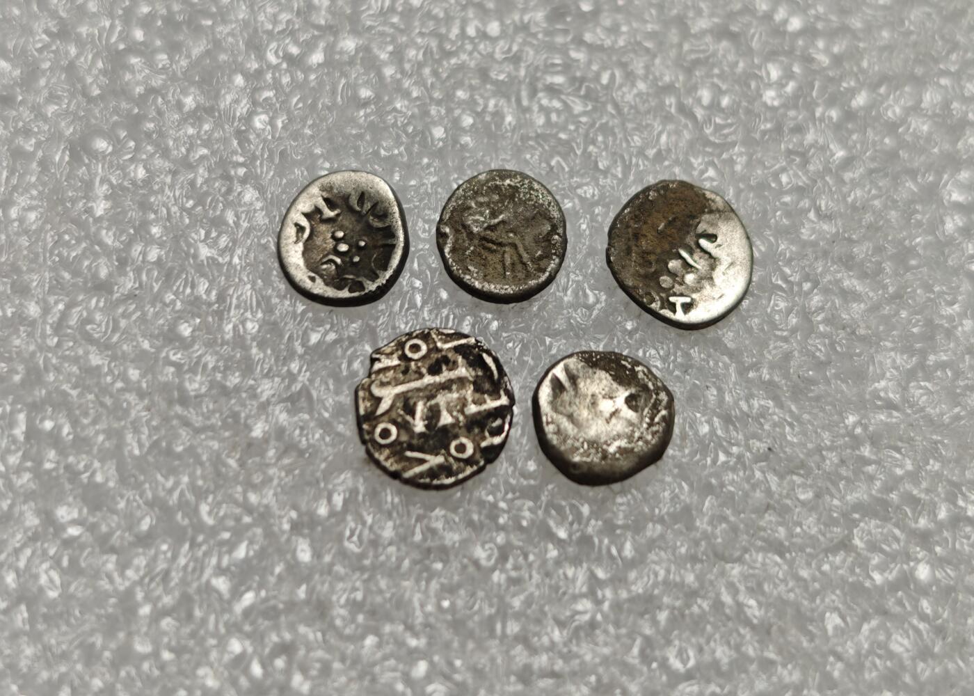 瓶子🏺第216期拍卖会  中亚国家打制银币5枚