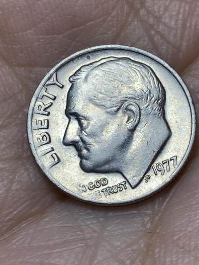 2025年第一百二十七场(总第一百五十三场）外国好品章牌、散币(免佣金) - 美国🇺🇸1977年1角(罗斯福1角第二版，无标版)