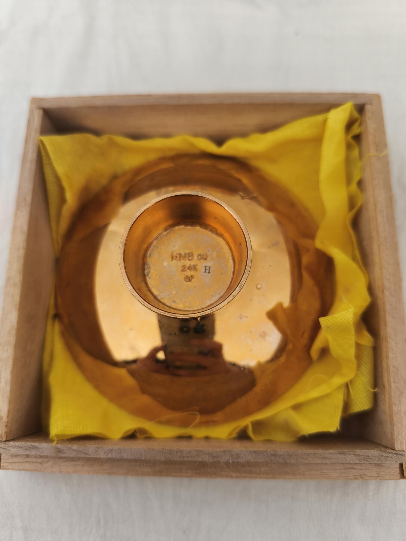 海外回流精品拍卖11.16 原盒全新码名门金盅一只