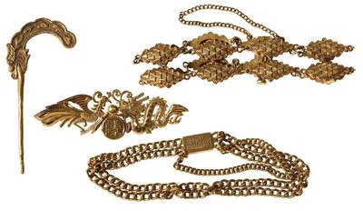 中新泰星2025年秋拍 徽章 纪念章及金银器专场 - 民国各类金饰一组