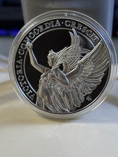 第181期拍卖 - 圣赫勒拿2021年美德胜利女神系列1精制1盎司银币，999银，发行2500枚