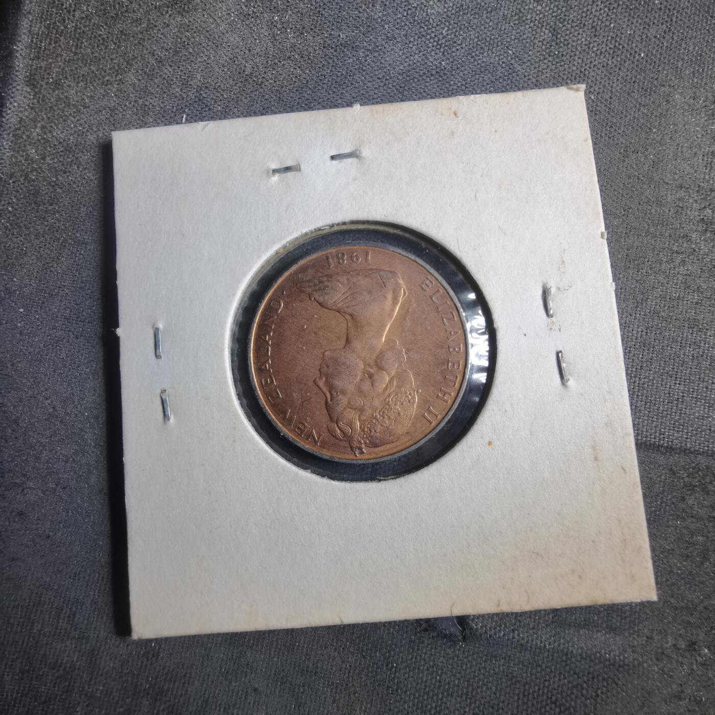 沼泽如烟--第902场 新西兰1981年二分