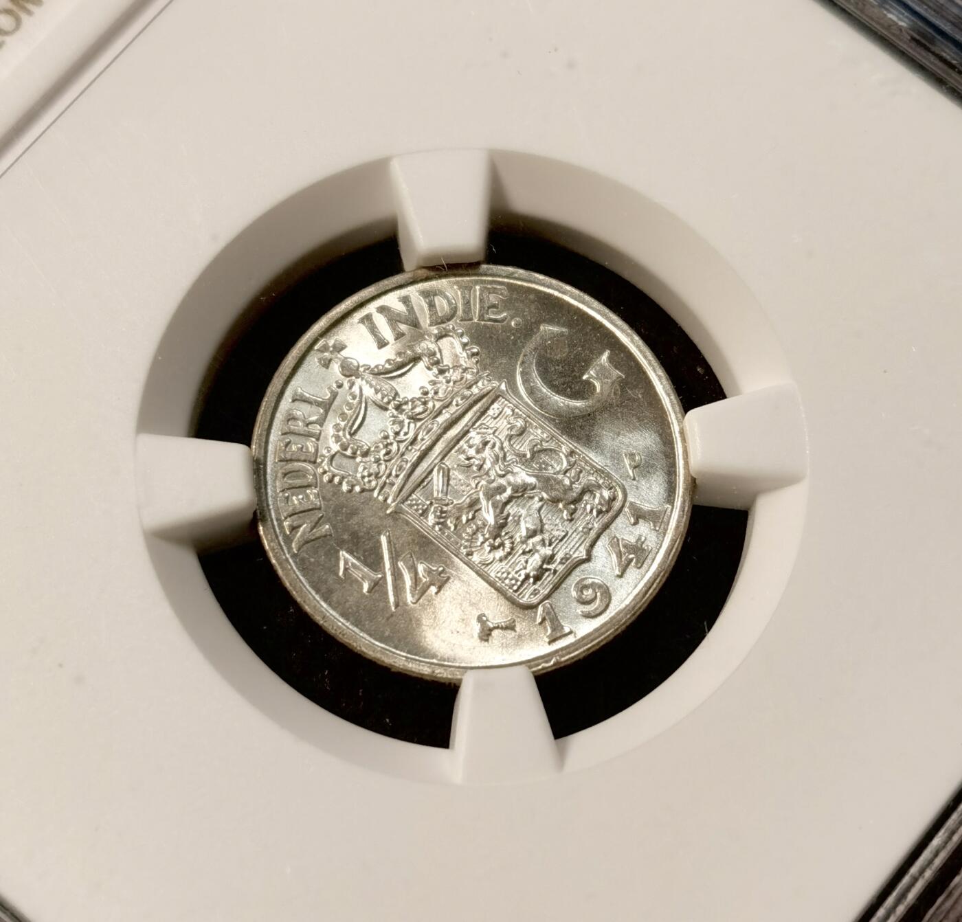 甄臻铺-世界币章拍卖（第39期）送拍享返佣金等优惠多多 NGC-MS64 荷兰东印度1/4GULDEN银币 1941-P 完全未流通状态 银光闪闪