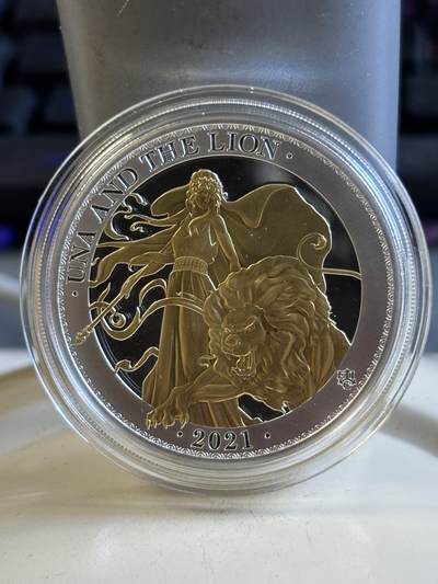 第181期拍卖 - 圣赫勒拿2021年尤娜和狮子系列1盎司精制镀金银币，999银镀金，发行750枚