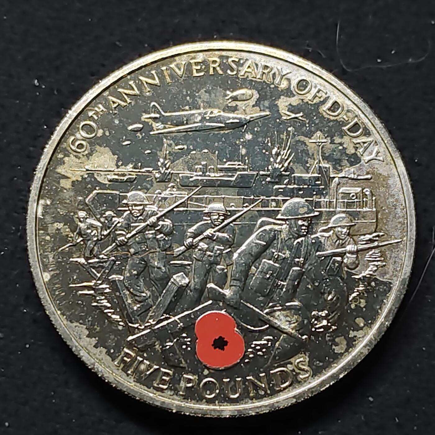 【全场包邮】纯粹捡漏拍476场（免费代拍第13场）调整中 根西2004年5镑D-DAY六十周年克朗型纪念币