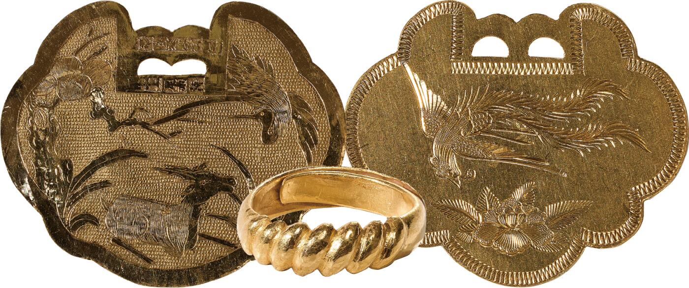 中新泰星2025年秋拍 徽章 纪念章及金银器专场 民国黄金锁片戒指三件一组