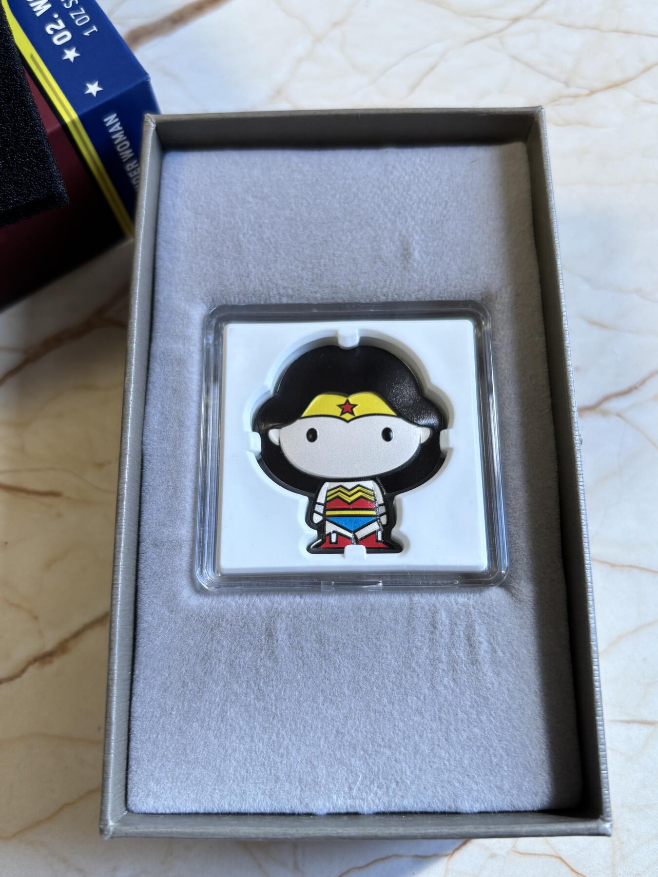 第181期拍卖 纽埃2020年Chibi漫威卡通形神奇女侠1盎司彩银币，999银，2000枚