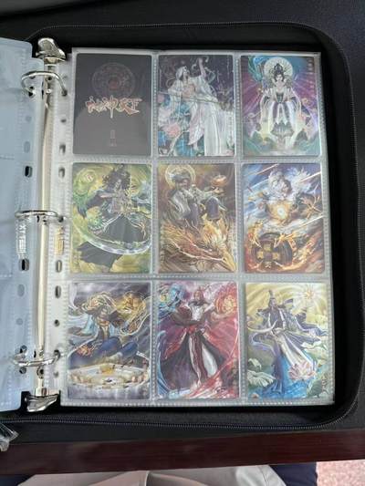 龙虎卡牌第六三场 （无佣金，周六结拍，欢迎送拍） - 粗闪套卡+官方主题卡册 封神天下第一弹53张全（卡已套膜入册 整体完整保护完好 含四大天王）