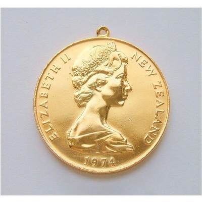 新西兰1974年 伊丽莎白英联运动会 镀金高浮雕精制币章吊坠 40MM - 新西兰1974年 伊丽莎白英联运动会 镀金高浮雕精制币章吊坠 40MM