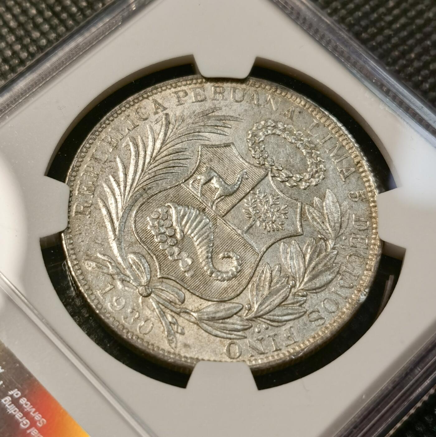 甄臻铺-世界币章拍卖（第39期）送拍享返佣金等优惠多多 NGC-UNCD 1930年秘鲁索尔坐人女神，转光好看