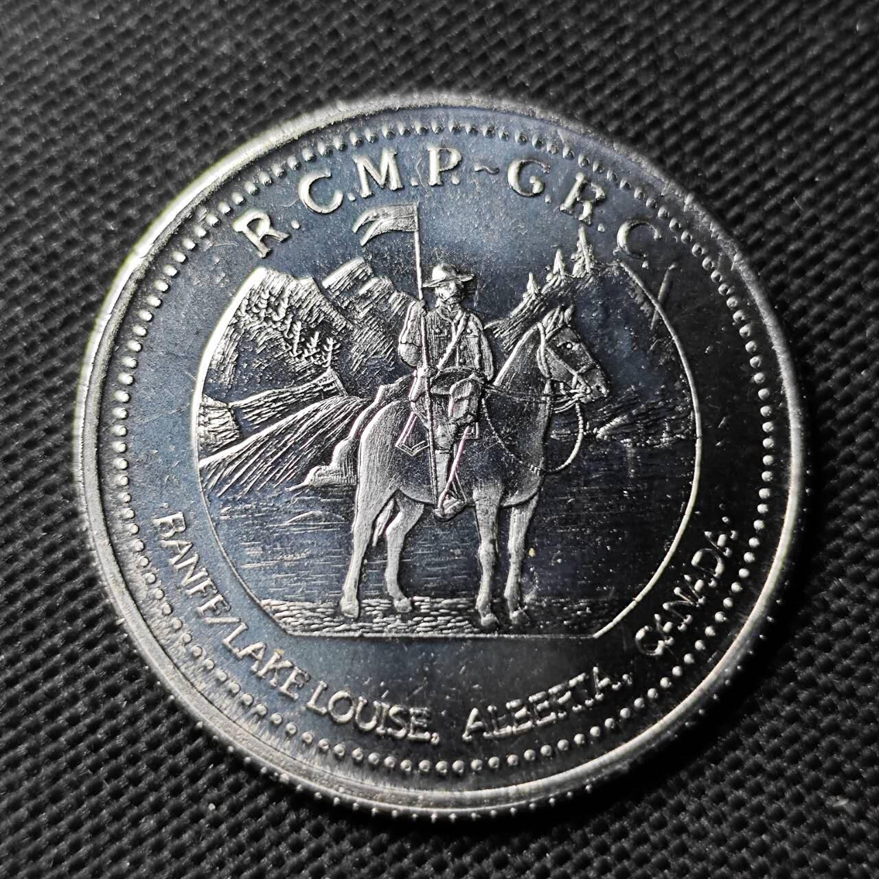 KK钱币收藏小铺  第369场  2月预留时间 周末发货  1989加拿大一元代币 好品