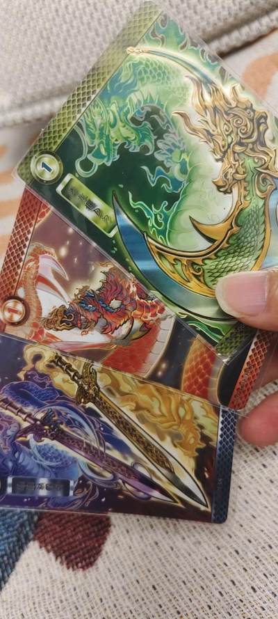 秋原瞳的小店最低起拍价第一期（持续收拍，月中，适合出去旅游的季节） - 卡游三国桃园结义武器卡3张