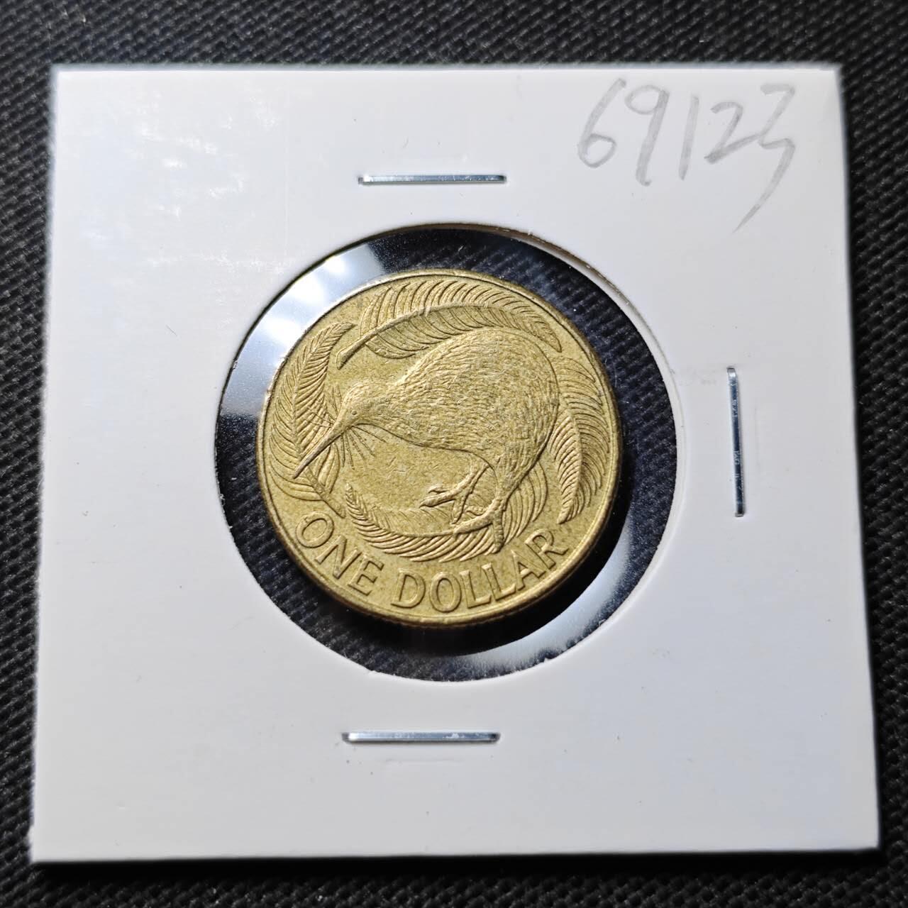 KK钱币收藏小铺  第369场  2月预留时间 周末发货  新西兰1元